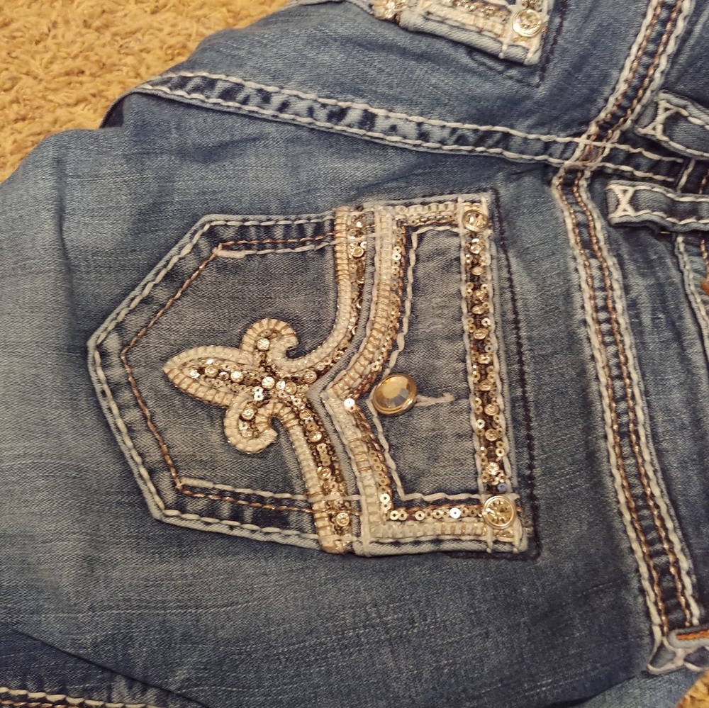 Rock revival jeans